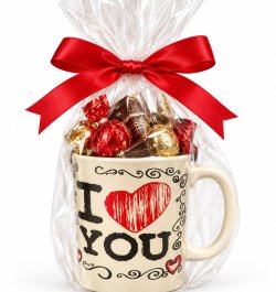 ספל I Love You עם פרליני שוקולד